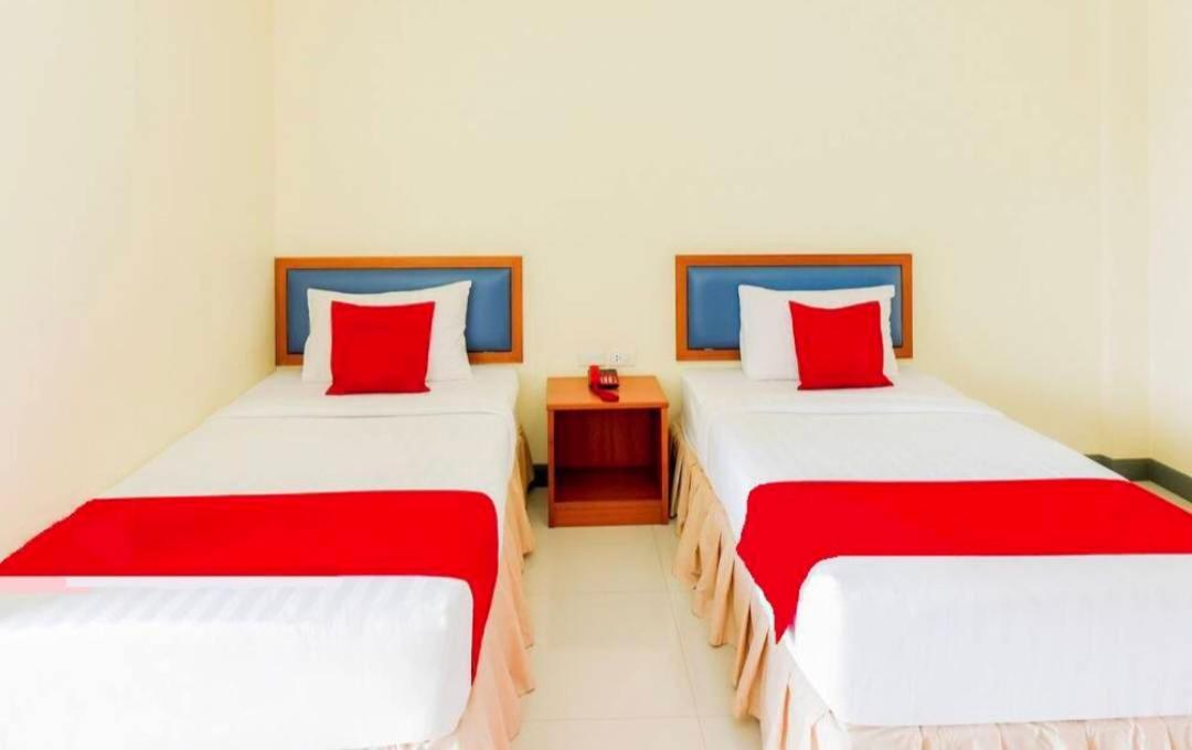 Baan Poemsuk Huahin Hotel Buitenkant foto