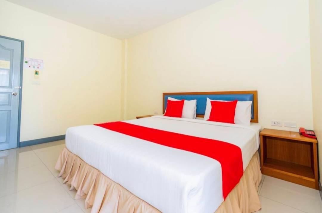 Baan Poemsuk Huahin Hotel Buitenkant foto