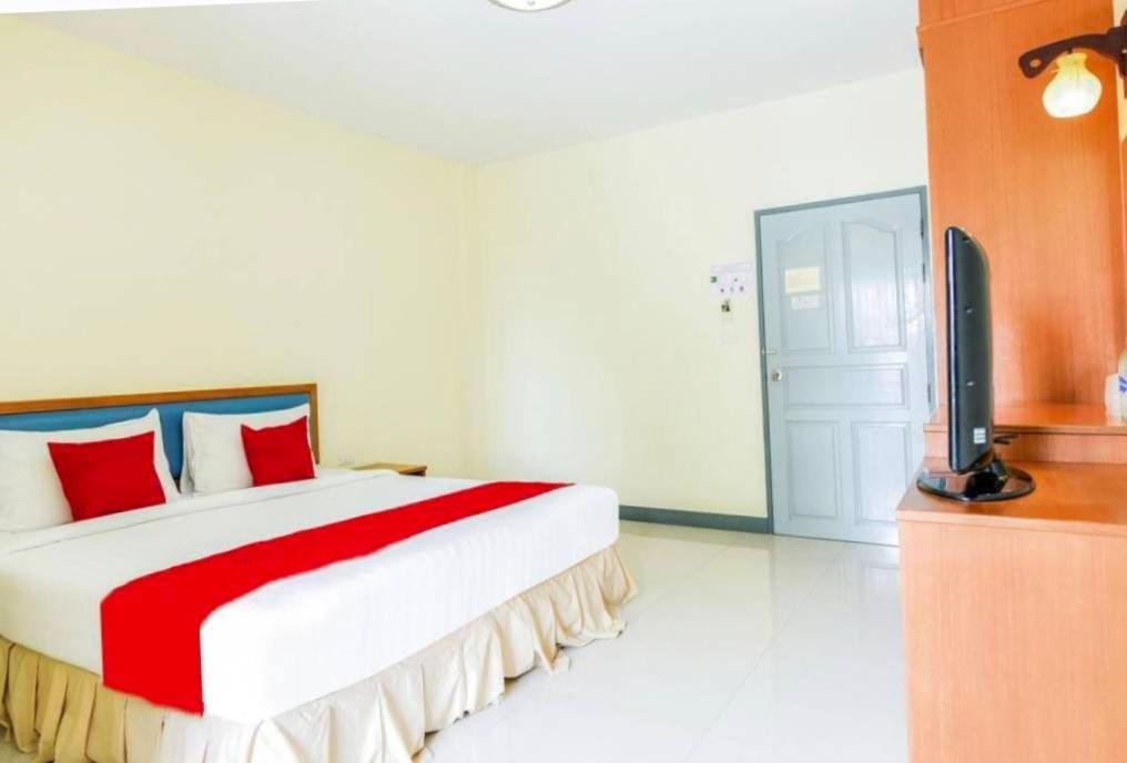 Baan Poemsuk Huahin Hotel Buitenkant foto